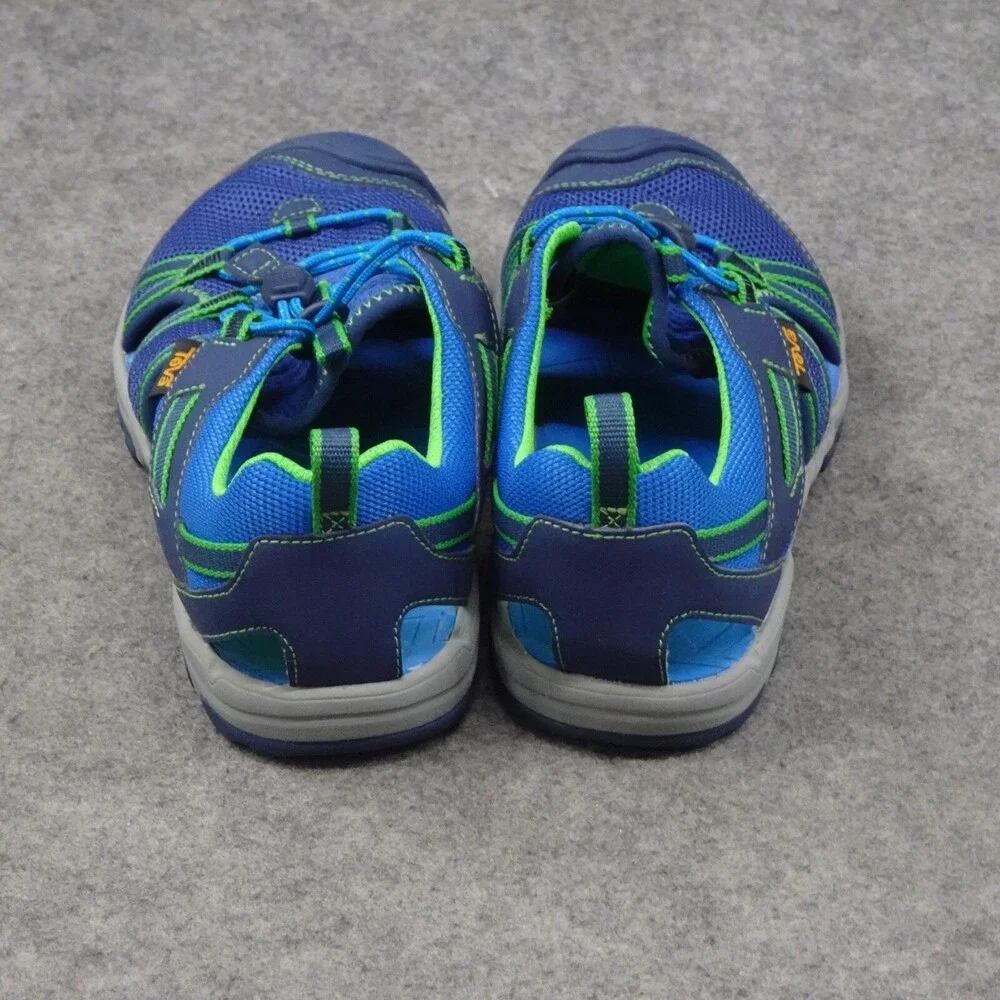Teva Manatee Sandals 5 Boys Youth Mesh Navy Blue Enclosed Toe Hiking Youth Blue